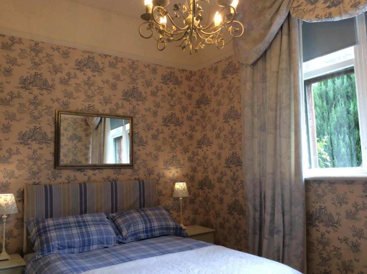 มิลล์วูด ลอดจ์ Bed & Breakfast Barrow-in-Furness ภายนอก รูปภาพ