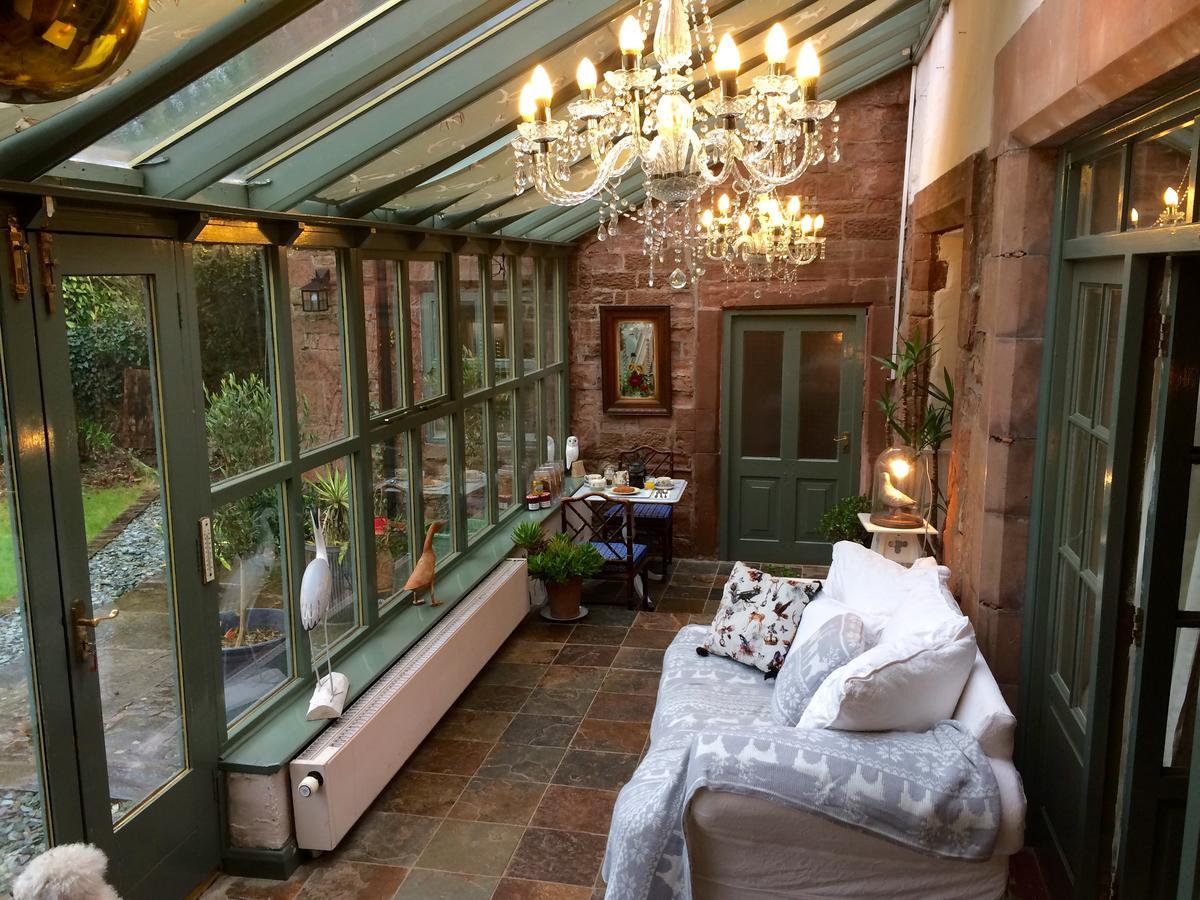 มิลล์วูด ลอดจ์ Bed & Breakfast Barrow-in-Furness ภายนอก รูปภาพ
