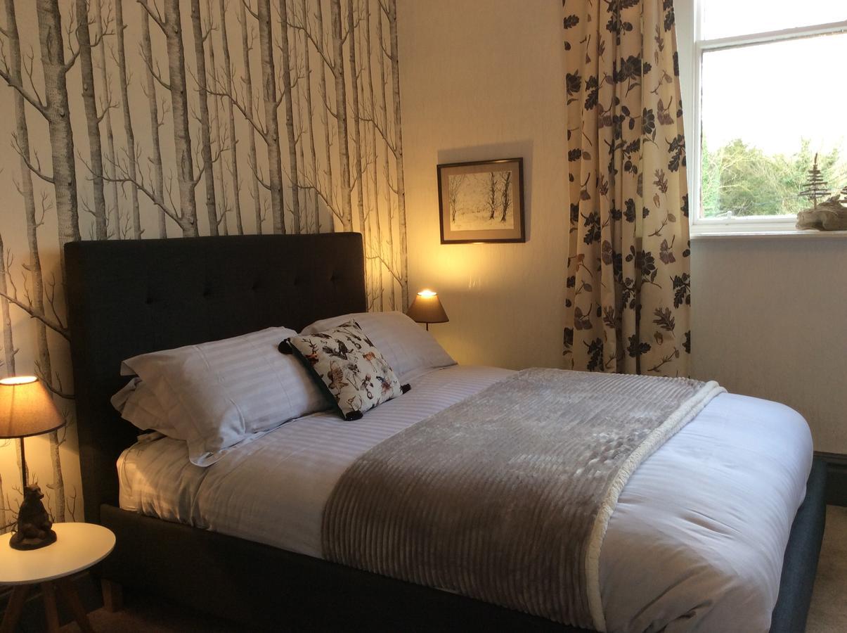 มิลล์วูด ลอดจ์ Bed & Breakfast Barrow-in-Furness ภายนอก รูปภาพ