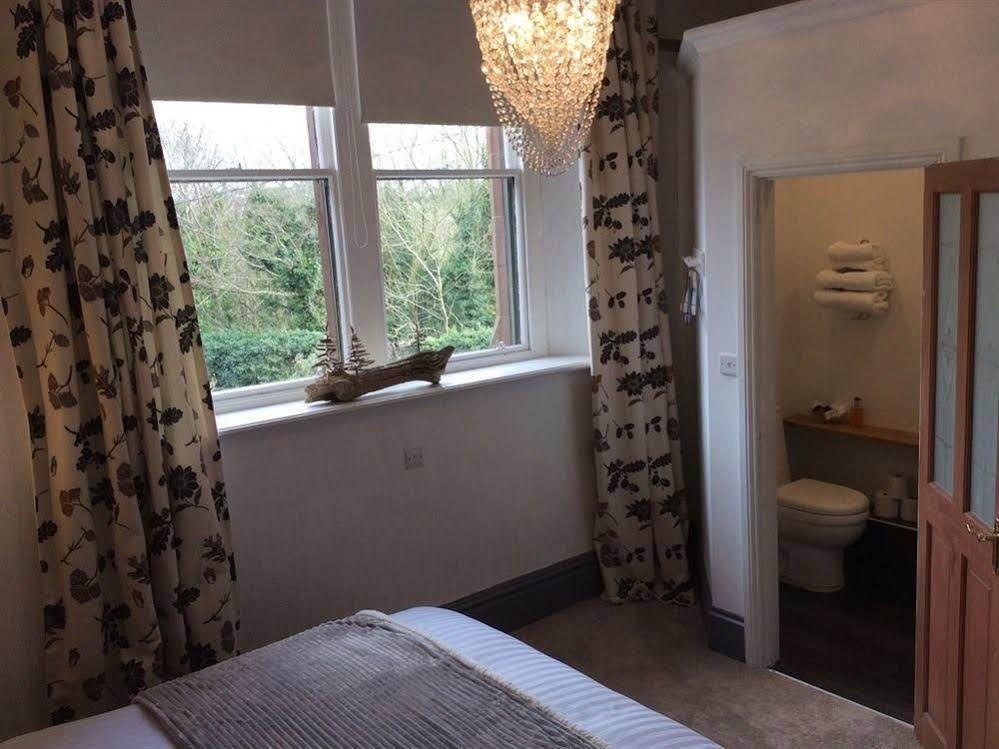 มิลล์วูด ลอดจ์ Bed & Breakfast Barrow-in-Furness ภายนอก รูปภาพ